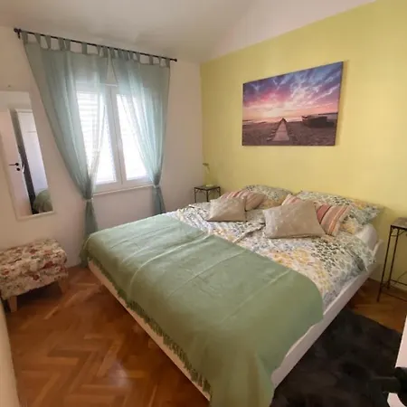 Afrodita Bistrica Sutivan